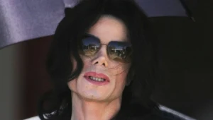 Fani chcą uprzątnąć grób  Michaela Jacksona fot. Christina Barany