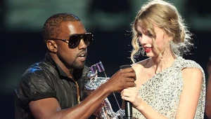 Kanye West wyrywa mikrofon Taylor Swift - fot. Christopher Polk