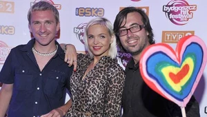W klipie do "Like This" grupę Wet Fingers wsparła Candy Girl