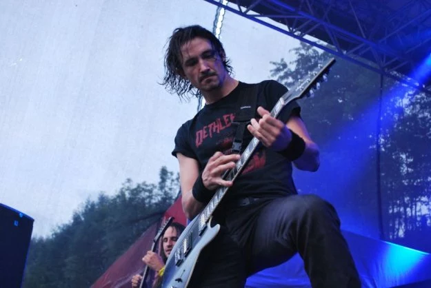 Joe Duplantier (Gojira) w akcji - fot. Bartosz Donarski