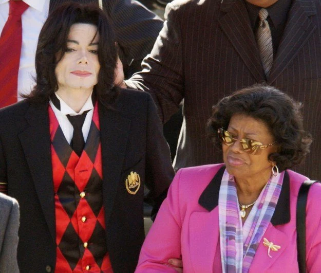 Michael Jackson z matką: "Ludzie pragnęli jego śmierci" fot. Amanda Edwards Michael Jackson z matką: "Ludzie pragnęli jego śmierci" fot. Amanda Edwards