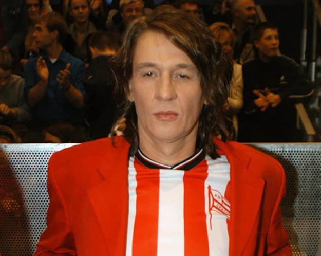 Maciej Maleńczuk w koszulce ukochanej Cracovii Maciej Maleńczuk w koszulce ukochanej Cracovii