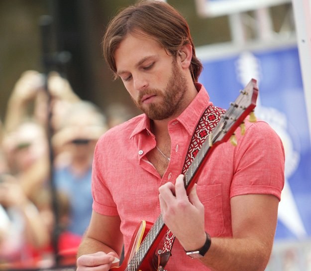 Caleb Followill - frontman zespołu Kings Of Leon (fot. Stephen Lovekin)