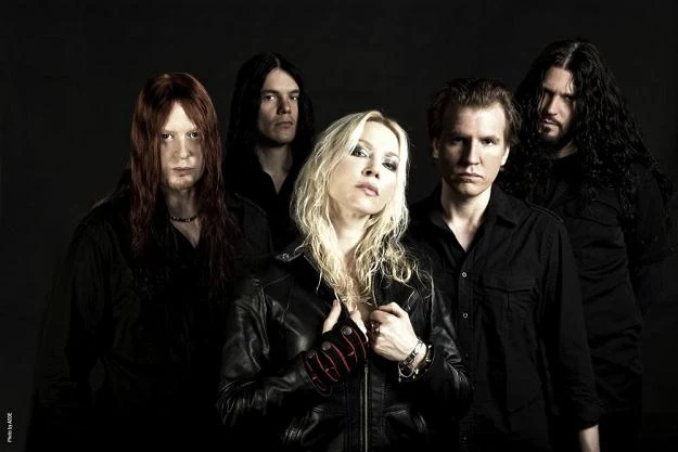Arch Enemy weszli do studia - fot. ADDE Arch Enemy weszli do studia - fot. ADDE