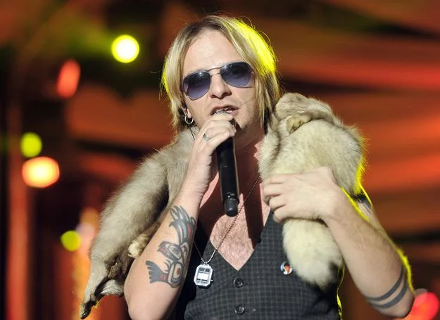Wojtek Łuszczykiewicz zapowiada drugą płytę Video Wojtek Łuszczykiewicz zapowiada drugą płytę Video