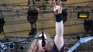 Hate Eternal i kawał o drwalu zamawiającym 5 piw fot. Bartosz Donarski