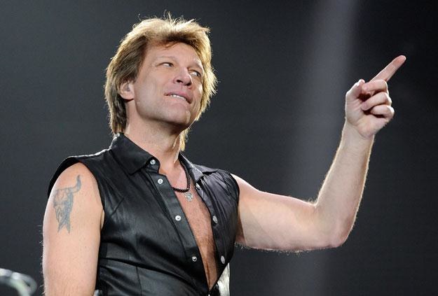 Jon Bon Jovi grozi złodziejaszkowi fot. Ethan Miller