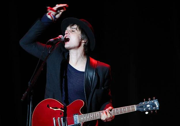 Pete Doherty najbliższe pół roku spędzi za kratkami fot. Simone Joyner Pete Doherty najbliższe pół roku spędzi za kratkami fot. Simone Joyner