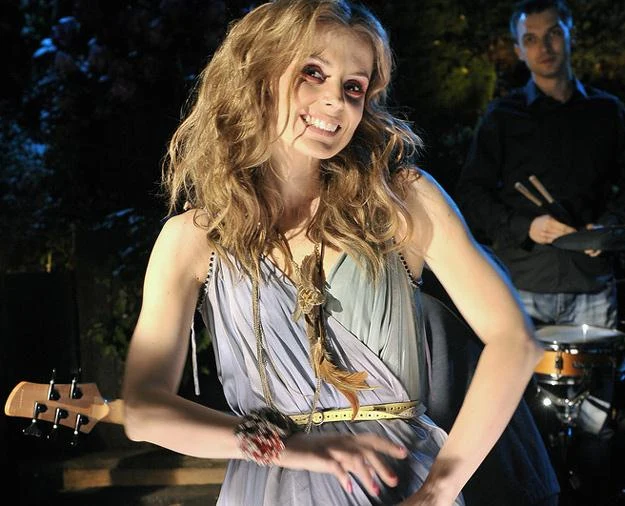 Halina Mlynkova na planie teledysku do "Kobiety z moich snów" Halina Mlynkova na planie teledysku do "Kobiety z moich snów"