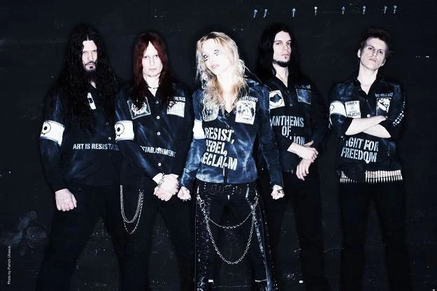 Arch Enemy przyjeżdżają z legionami chaosu