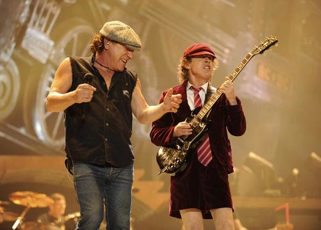 Brian Johnson i Angus Young (AC/DC): Emerytura? Jaka emerytura? fot. Kevin Mazur