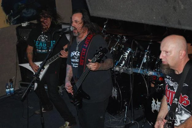 Deicide i rosnący wszerz Glen Benton fot. Bartosz Donarski Deicide i rosnący wszerz Glen Benton fot. Bartosz Donarski