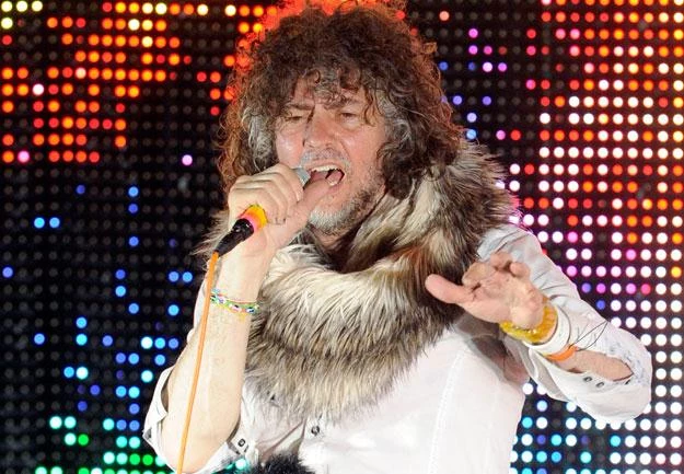 Wielebny Wayne Coyne daje śluby tylko na koncertach fot. Ethan Miller