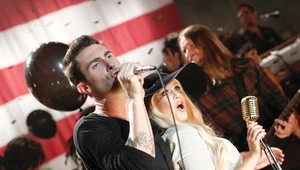 Adam Levine (Maroon 5) i Christina Aguilera na planie klipu "Moves Like Jagger"