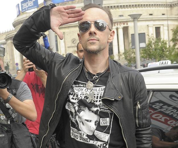 Juror Nergal salutuje popkulturze