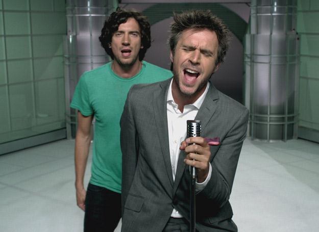 Gary Lightbody (Snow Patrol) i Jack Davenport na planie teledysk "Called Out The Dark"