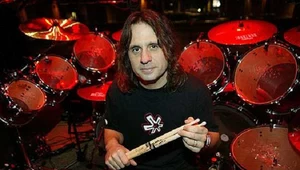 Dave Lombardo zaliczany jest do światowej czołówki perkusistów