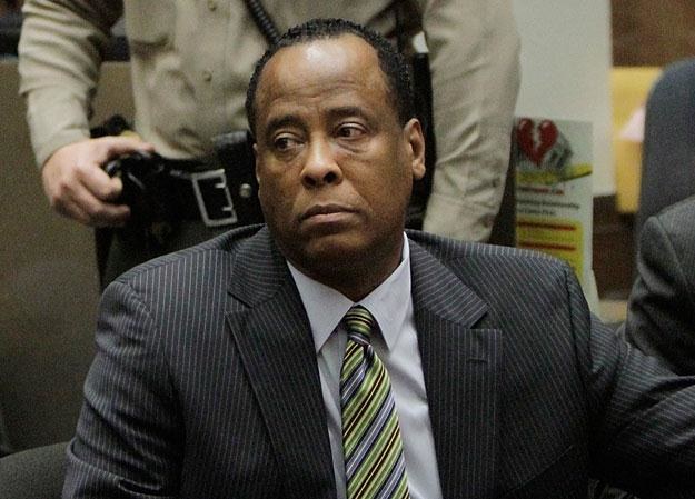 Czy Conrad Murray specjalnie bagatelizował stan Michaela Jacksona? fot. Pool