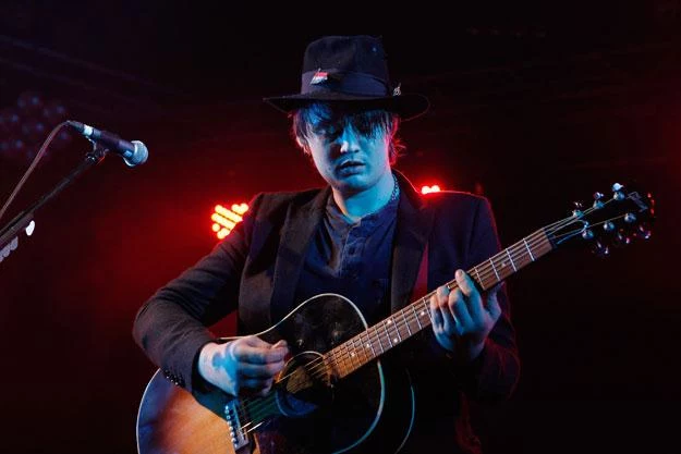 Pete Doherty: Alkohol szkodzi? fot. Simone Joyner