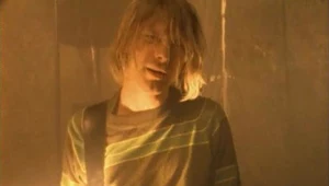 Kurt Cobain w teledysku do "Smells Like Teen Spirit"
