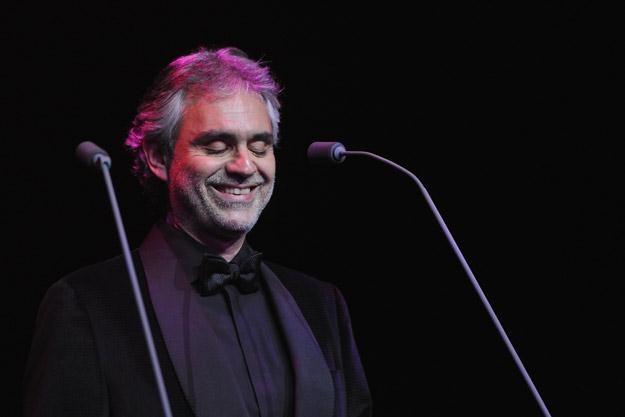 Andrea Bocelli jest niewidomy od 12. roku życia - fot. Mike Coppola