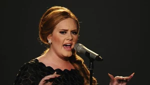 Adele podczas występu w Los Angeles - fot. Anthony Harvey/PictureGroup