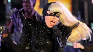 Lady Gaga poświęca się dla koloru włosów fot. Jemal Countess