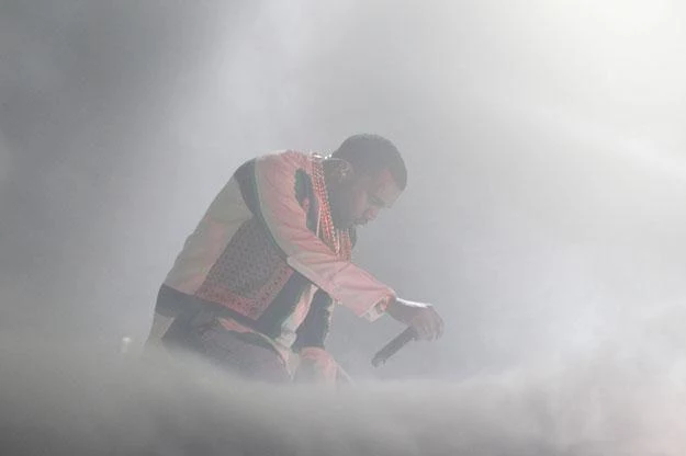 Kanye West w oparach absurdu fot. Mark Metcalfe