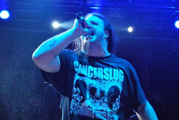 George Corpsegrinder Fisher (Cannibal Corpse) i jego kark rozmiarów XXL - fot. Bartosz Donarski George Corpsegrinder Fisher (Cannibal Corpse) i jego kark rozmiarów XXL - fot. Bartosz Donarski