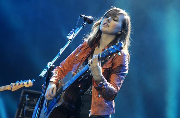 Edyta Bartosiewicz podczas festiwalu Orange Warsaw w 2010 roku - fot. Andras Szilagyi