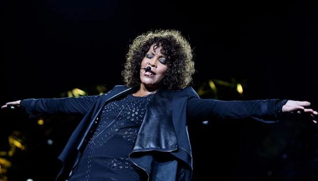 Dlaczego woda w wannie Whitney Houston była tak gorąca? fot. Vittorio Zunino Celotto