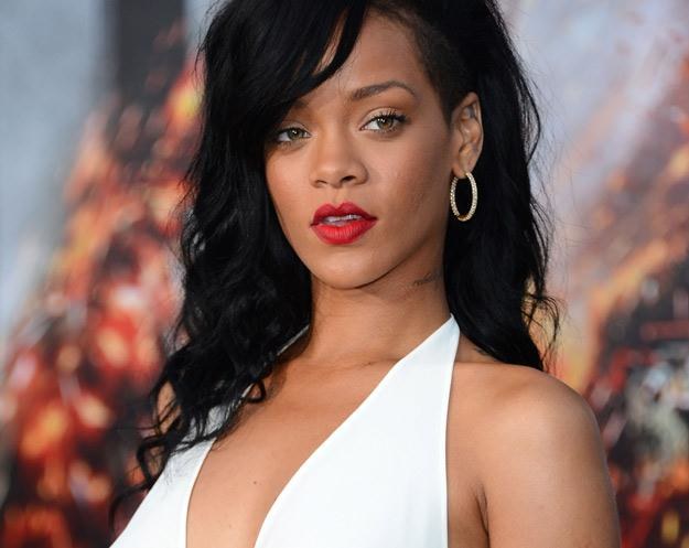 Rihanna bawi, prowokuje i uwodzi - fot. Frazer Harrison