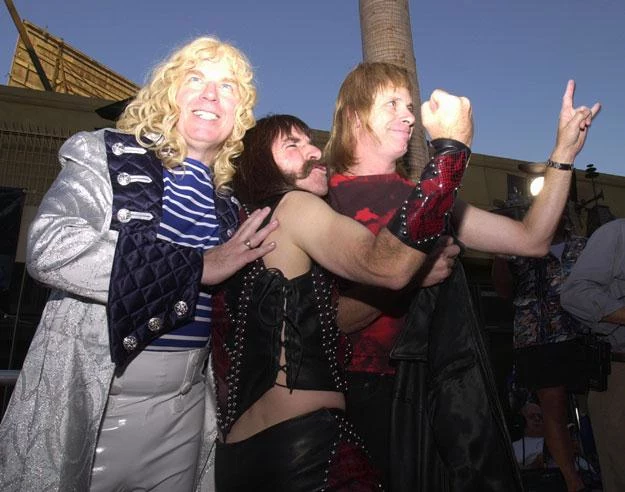 Spinal Tap: Michael McKean jako David St Hubbins pierwszy z lewej fot. Chris Weeks