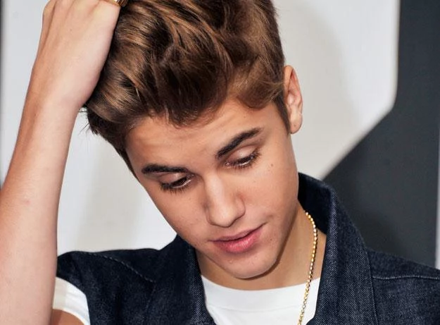 Justin Bieber: Głowa wciąż go boli? fot. Stephen Lovekin Justin Bieber: Głowa wciąż go boli? fot. Stephen Lovekin