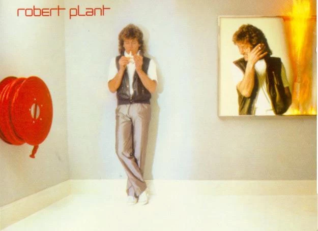 Robert Plant na okładce płyty "Pictures At Eleven"