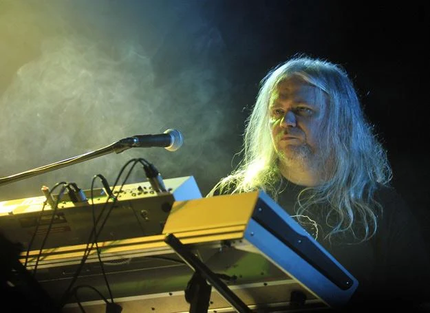 Clive Nolan w akcji Clive Nolan w akcji