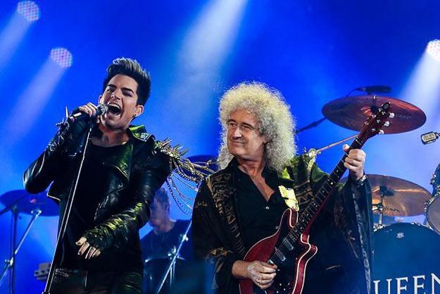 Adama Lambert i Brian May podczas koncertu we Wrocławiu