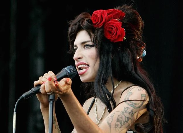 Śmierć Amy Winehouse dla wielu osób była szokiem - fot. Simone Joyner