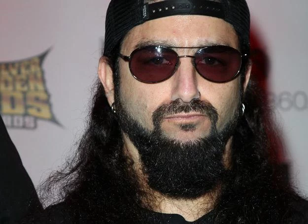 Jednym z członków supergrupy jest Mike Portnoy - fot. David Livingston