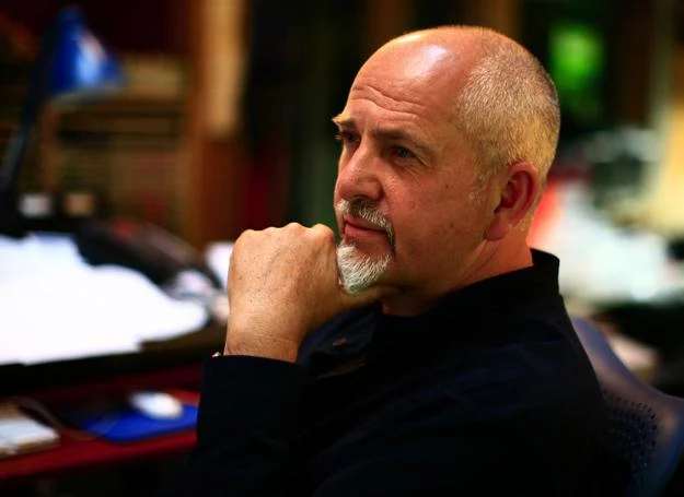 Peter Gabriel po ponad 25 latach sięgnął po "So"