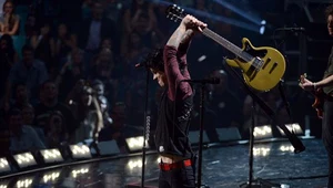 Billie Joe Armstrong w trakcie feralnego występu fot. Michael Kovac
