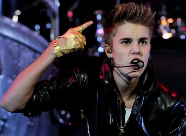 Justin Bieber boi się latać fot. Kevin Winter Justin Bieber boi się latać fot. Kevin Winter