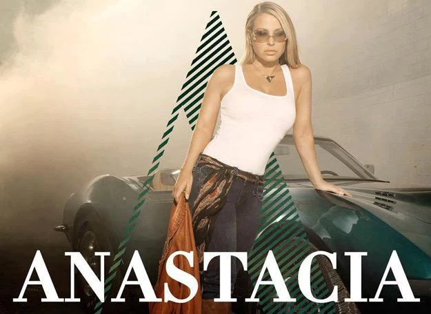 Anastacia na okładce płyty "It's A Man's World" Anastacia na okładce płyty "It's A Man's World"
