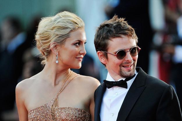 Matt Bellamy z narzeczoną Kate Hudson - fot. Gareth Cattermole