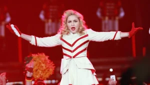 Madonna jest zaciekłym wrogiem palenia tytoniu - fot. Taylor Hill