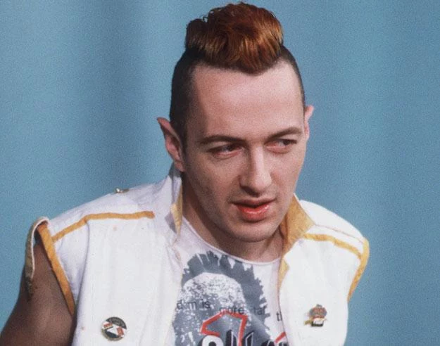 Joe Strummer (1952-2002)