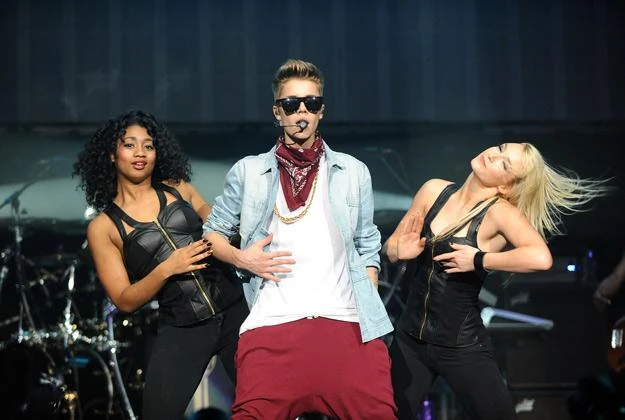 Klipy Justina Biebera NAPRAWDĘ są oglądane przez setki milionów ludzi - fot. Chris McKay Klipy Justina Biebera NAPRAWDĘ są oglądane przez setki milionów ludzi - fot. Chris McKay