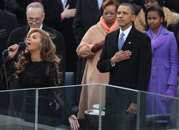 Beyonce śpiewa hymn dla Baracka Obamy - fot. Alex Wong