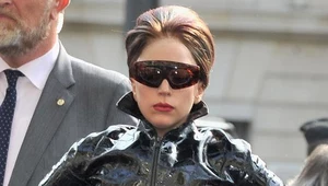 Lady Gaga: Atłasy, zdrowa żywność i różowe włosy łonowe
