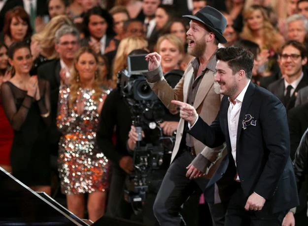 Mumford & Sons triumfują na Grammy - fot. Christopher Polk Mumford & Sons triumfują na Grammy - fot. Christopher Polk
